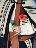 Italian singer Dargen D'Amico performs on stage at the Ariston theatre during the 76th edition of the Sanremo Italian Song Festival, in Sanremo, Italy, 25 February 2026. The music festival will run from 24 to 28 February 2026. ANSA/RICCARDO ANTIMIANI