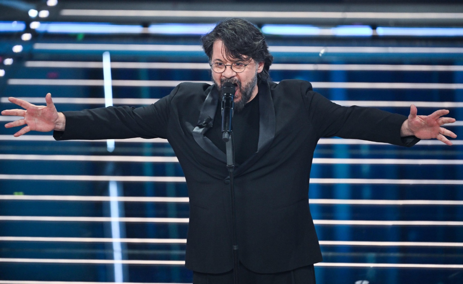 Italian actor Lillo Petrolo on stage at the Ariston theatre during the 76th edition of the Sanremo Italian Song Festival, in Sanremo, Italy, 25 February 2026. The music festival will run from 24 to 28 February 2026. ANSA/RICCARDO ANTIMIANI