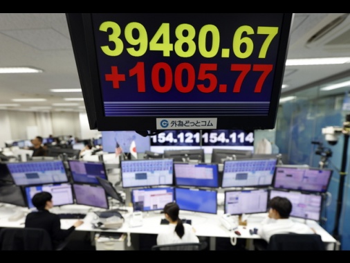 Borsa: Tokyo, apertura in rialzo (+0,98%)