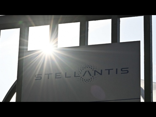 Stellantis giù in Borsa a -5,78% dopo i conti