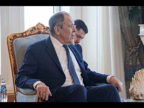 Lavrov, 'europei incitano Kiev a continuare il conflitto'