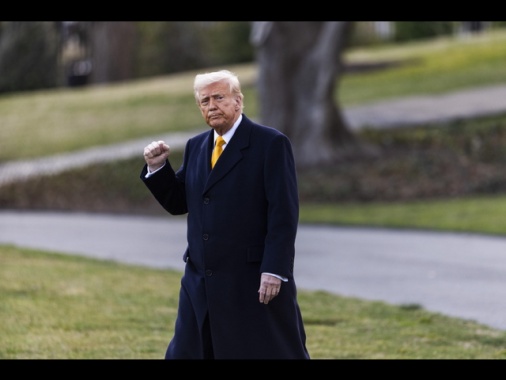 Trump, dazi del 50% sull'acciaio e l'alluminio dal Canada