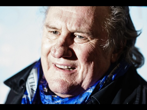 Depardieu arrivato in tribunale, 'tutte accuse false'
