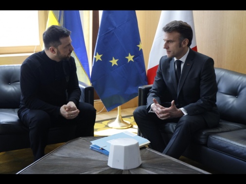 Domani sera Zelensky a cena all'Eliseo da Macron