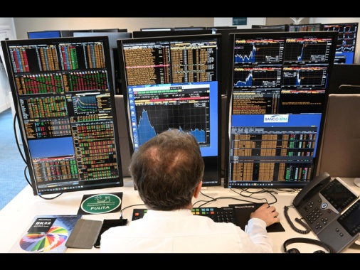 Borsa: l'Europa prosegue debole, Milano -0,7%