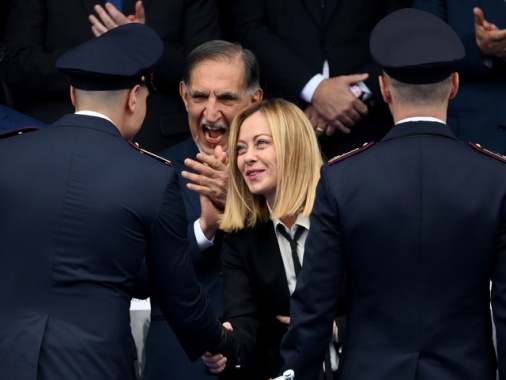 Meloni, le spese militari al 2% del Pil nel 2025