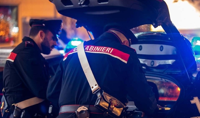 Rissa tra ragazzini: accoltellato 17enne