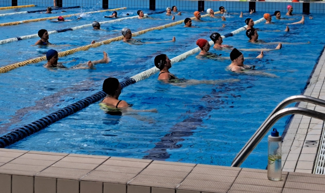 Il lato nascosto di viaggi e piscine in estate
