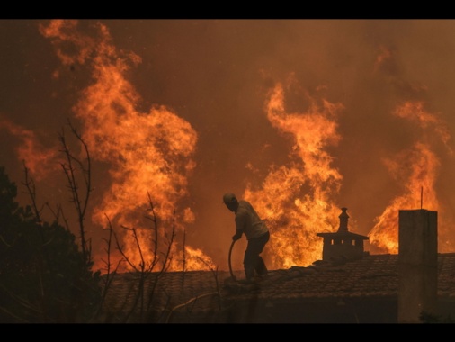 Portogallo, sale a quattro il numero dei morti negli incendi