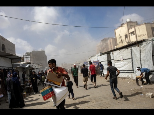Media, attacchi Idf a Gaza, sono 51 i morti dall'alba