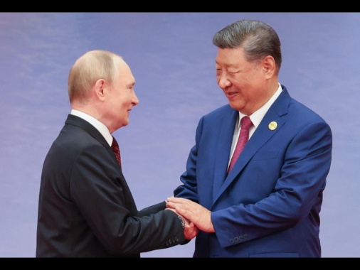 Xi: 'Ci opponiamo all'egemonismo e alla politica della forza'