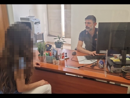 Violenza sessuale su due turiste, tre arresti nel Catanese