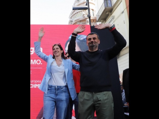 Decaro più vicino alla candidatura in Puglia