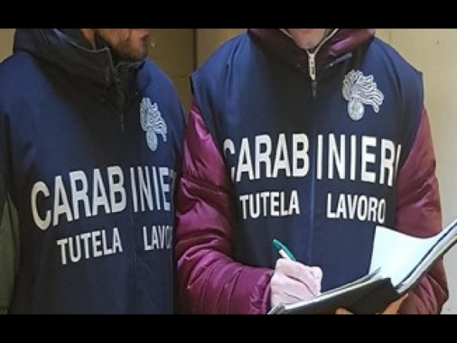 Precipita da impalcatura, operaio morto nel Catanese