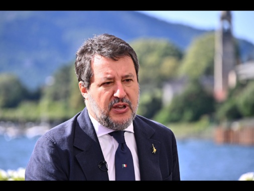 Salvini, Ue conti fino a cento prima di parlare di guerra