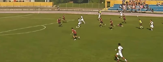 «Scimmia!»: insulti razzisti durante la partita
