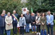 Busto Arsizio, una panchina per dire sì