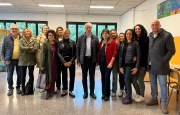 Varese, aule imbiancate alla Foscolo