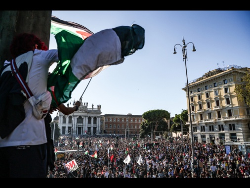 Organizzatori corteo pro-Pal, 'siamo un milione a Roma'