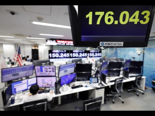 Borsa: Tokyo, apertura in ribasso (-0,32%)