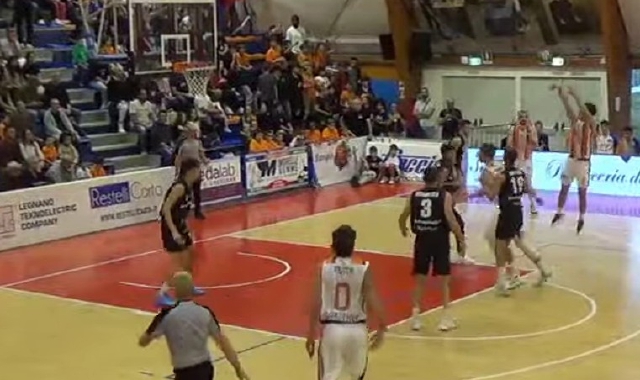 Una fase del match tra Sangiorgese e Nerviano