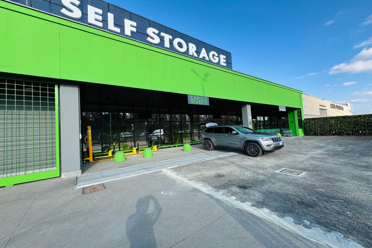 A Busto Arsizio arriva il mondo del deposito fai da te: PiùSpazio Self Storage 7