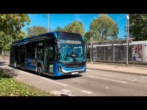 Iveco, nel terzo trimestre calano utili e ricavi