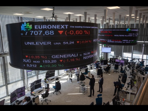 Borsa: avvio debole in Europa, Francoforte -0,22%
