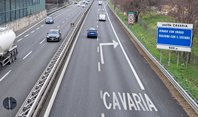 A8, lavori e chiusure tra Solbiate e l’allacciamento con la D08