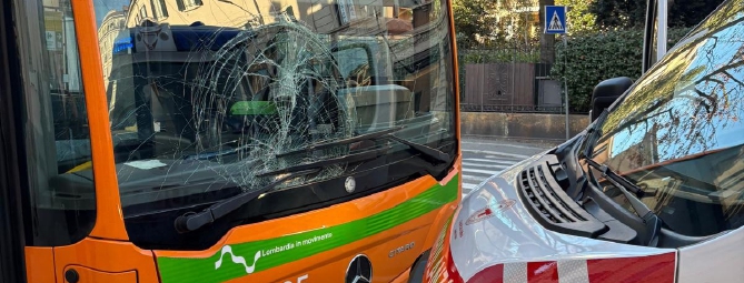 Tg Prealpina - Investite dal bus davanti al Comune