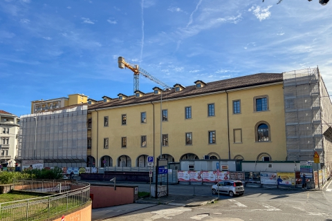 Varese, ex caserma. «Nessun passo indietro»