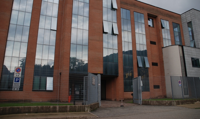 Aggredì la ex con l’acido, condannato a tre anni