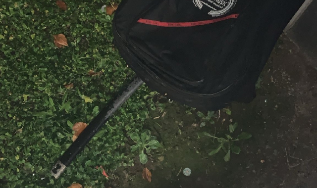 La katana era all’interno della custodia di una chitarra