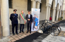 KLM regala 16 nuove rastrelliere a Busto Arsizio