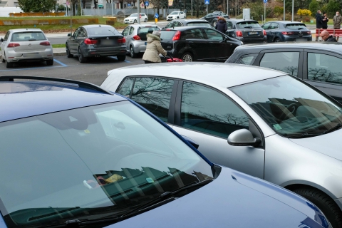 Rubano le chiavi di casa dall’auto. Ma il colpo fallisce