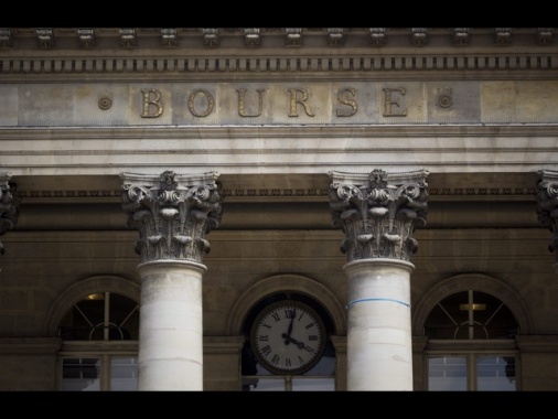 Borsa: Europa cauta in chiusura, Parigi +0,04%, Londra +0,02%