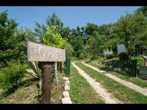 Famiglia bosco, ok genitori a casa offerta da imprenditore