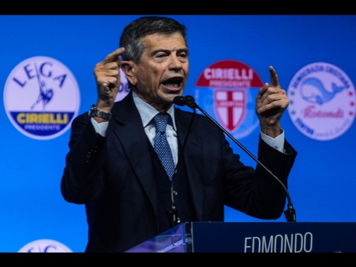 Manovra: Lupi, si può migliorare ancora su famiglie e paritarie