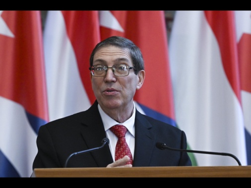 Spazio aereo sul Venezuela chiuso, Cuba condanna l'annuncio Usa