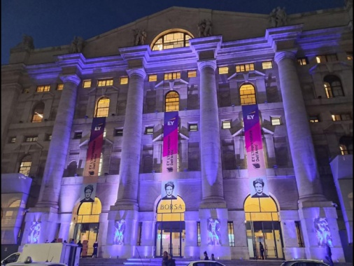 Borsa: Milano chiude in lieve calo (-0,22%), pesante Mps