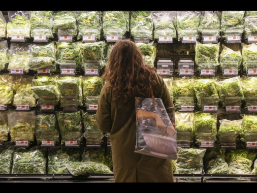 L'inflazione dell'Eurozona sale al 2,2% a novembre