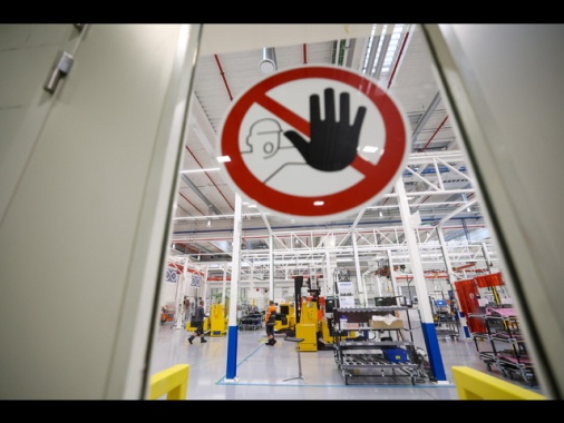 Ue verso rinvio della revisione standard CO2 delle auto