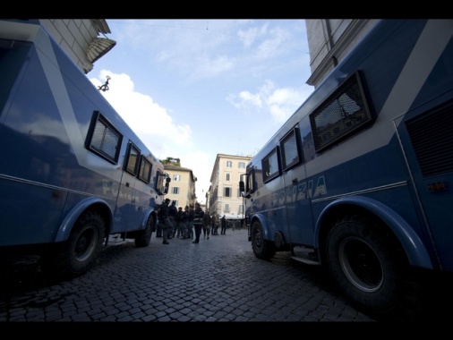 Sicurezza, questore di Roma vieta le ronde di Forza Nuova