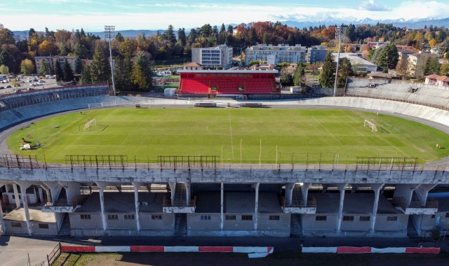 Una veduta aerea dello stadio Franco Ossola (foto Blitz)