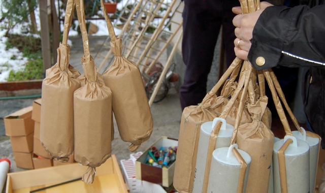 Maxi sequestro di fuochi d'artificio, nei guai 29enne