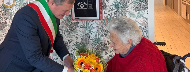 Cent’anni di Antonia, la storica benzinaia