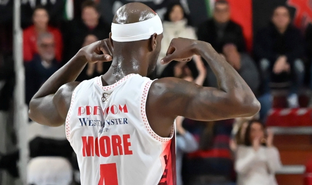 Tazé Raekwon Moore è alla prima stagione con Varese. Nel gennaio 2024 ha fatto il suo esordio in NBA con i Portland Trail Blazers (foto Angelo Puricelli)