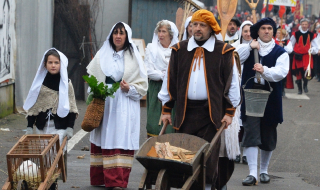 Gli animalisti manifesteranno anche oggi a Saronno