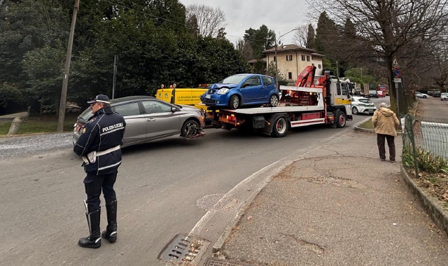 Incidente a Varese, soccorsi e disagi in via Manin