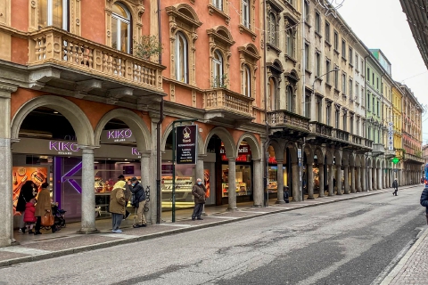 Malore in centro: soccorso in libreria